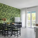 Aparthotelharvey Hotel 4*