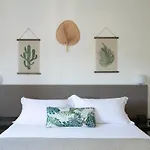 Harvey & فندق ليدو دي يسولو