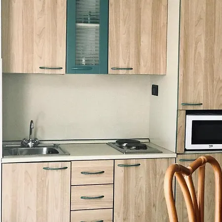 Aparthotelharvey Hotel 4*