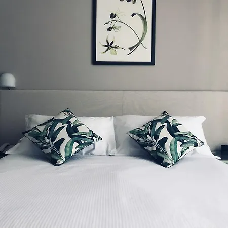 Aparthotelharvey Hotel 4*